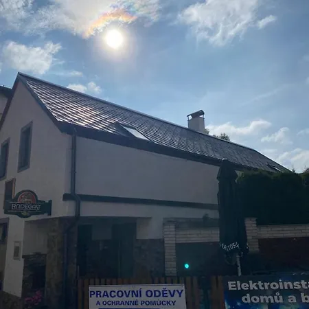 V Podzamci Apartment