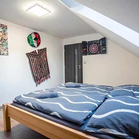 V Podzamci Apartment